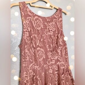 Gorgeous Rose Lace Dress 😍 Size: XL. Brand: Speechless. Brand New with tags.